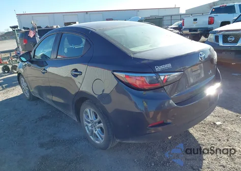 2017 Toyota Yaris Ia из США, поврежденный, VIN 3MYDLBYV1HY181617